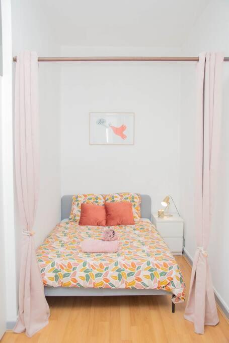 Le Moineau -Poterne -Parking Gratuit -Calme-Centre Apartment Valenciennes Luaran gambar